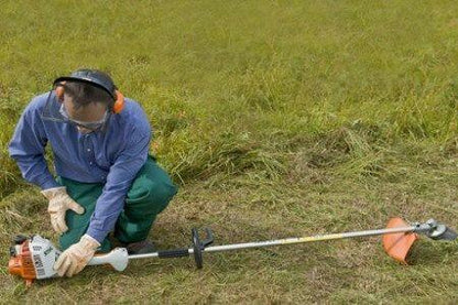 Stihl FS 55 Benzine Graskantenmaaier met Mes - keizers.nu