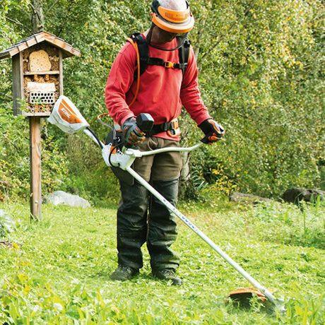 Stihl FSA 130 Accu Bosmaaier met Maaimes Body - keizers.nu