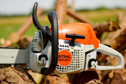 Stihl MS 251 Benzine Kettingzaag - keizers.nu